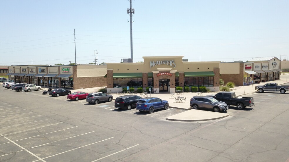 4509 Sherwood Way, San Angelo, TX for sale - Primary Photo - Image 2 of 5