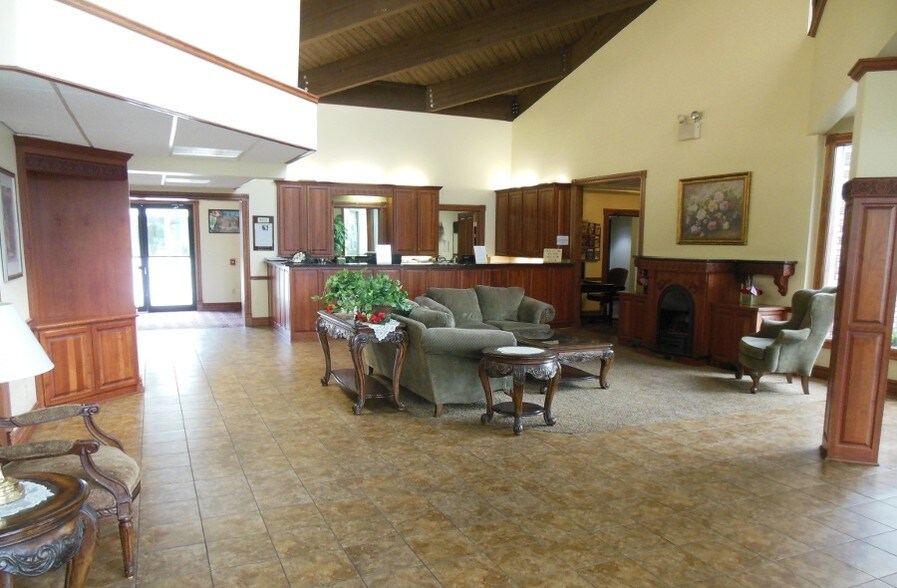 1009 W Park Ave Chippewa Falls Wi 54729 Hotel Property For 1009 W Park Ave Chippewa Falls Wi 54729 Hotel Property For On Loopnet