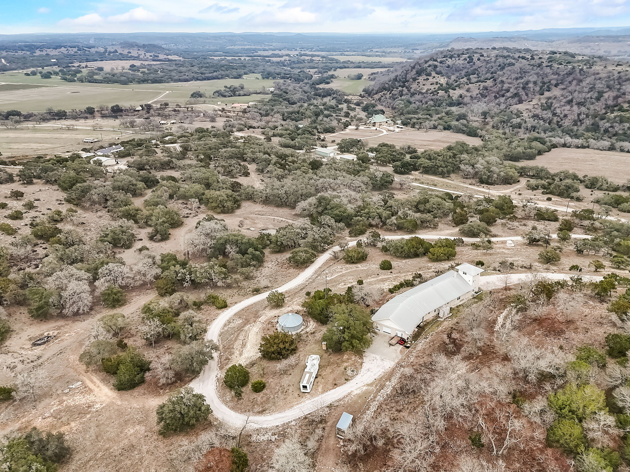 50 Delaware Creek Rd, Blanco, TX for sale Primary Photo- Image 1 of 74