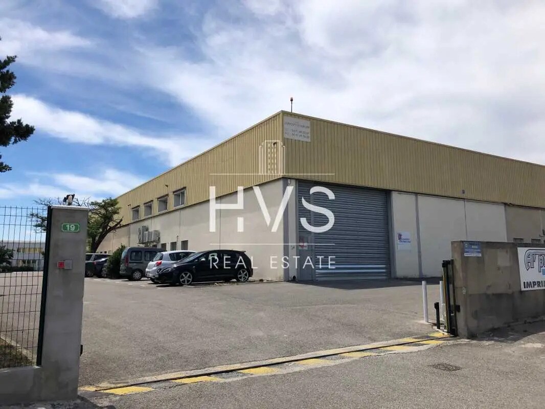 Flex in Vitrolles for lease Building Photo- Image 1 of 9