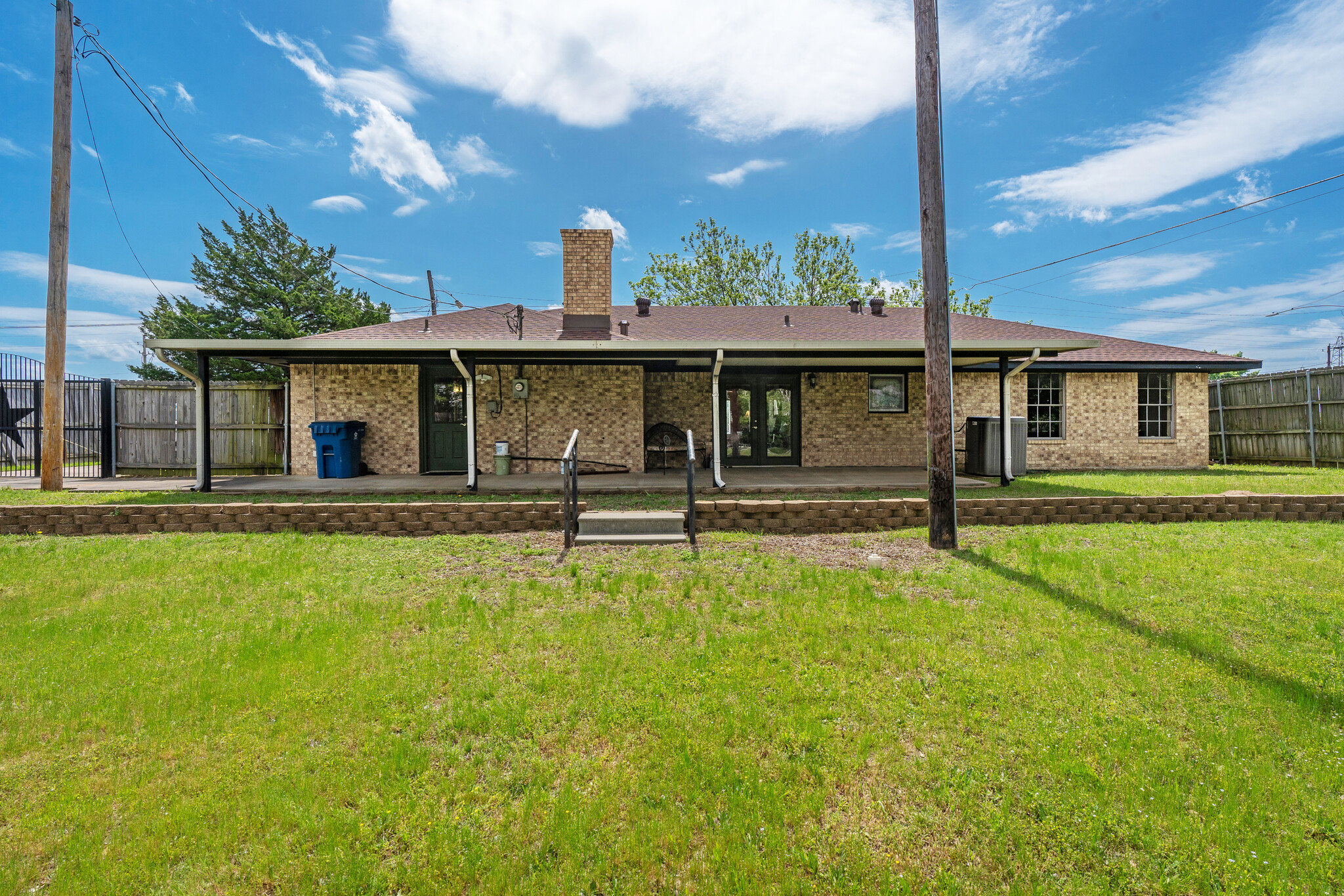 505 N Kilgore St, Kilgore, TX for sale Primary Photo- Image 1 of 1