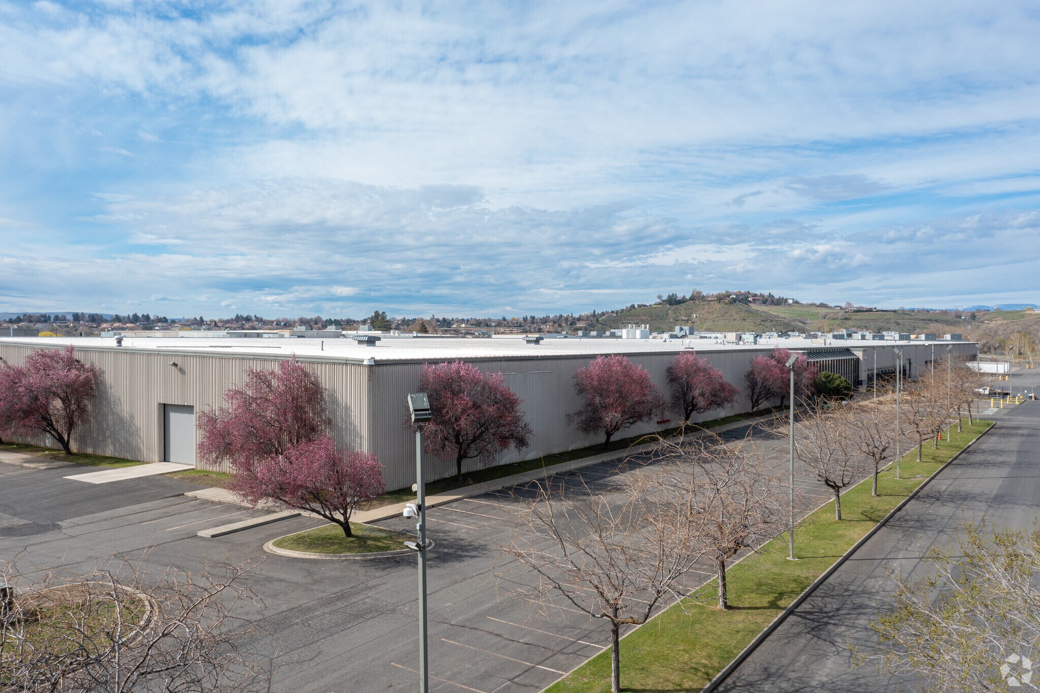 2801 River Rd, Yakima, WA for sale Primary Photo- Image 1 of 1