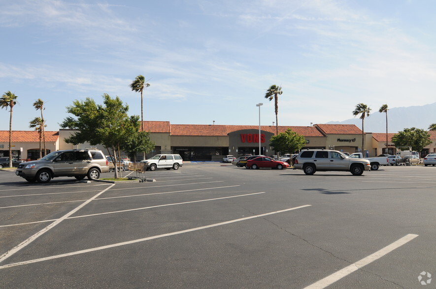 14100-14244 Palm Dr, Desert Hot Springs, CA for lease - Building Photo - Image 3 of 8