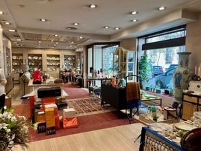 Retail in Madrid, Madrid for lease Interior Photo- Image 2 of 11