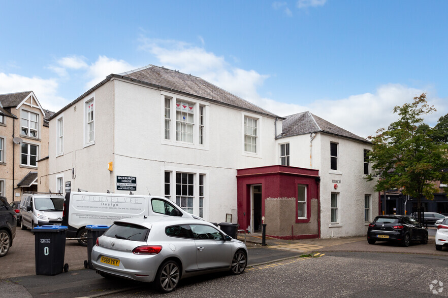 2 Roxburgh St, Galashiels for lease - Building Photo - Image 2 of 3