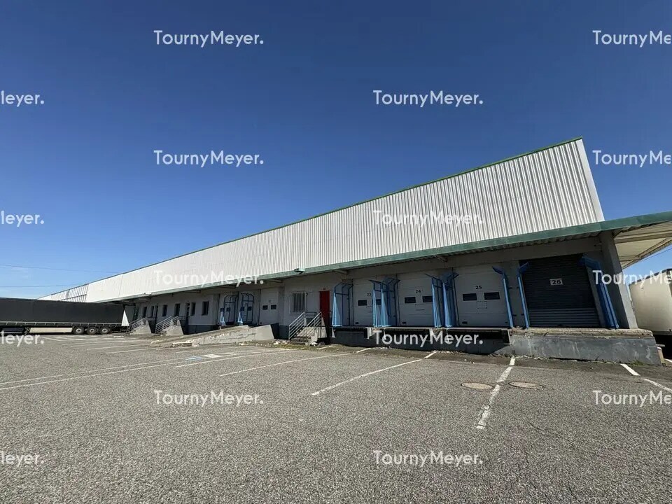 Industrial in Toulouse for lease Building Photo- Image 1 of 10