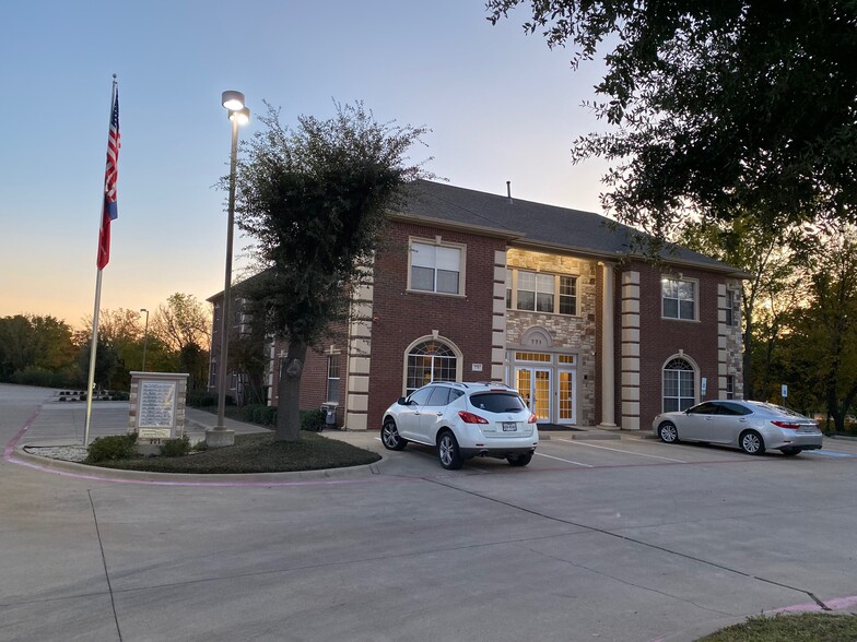 771 E Southlake Blvd, Southlake, TX for lease - Building Photo - Image 1 of 31