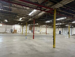 19000 Fitzpatrick, Detroit, MI for lease Interior Photo- Image 1 of 9