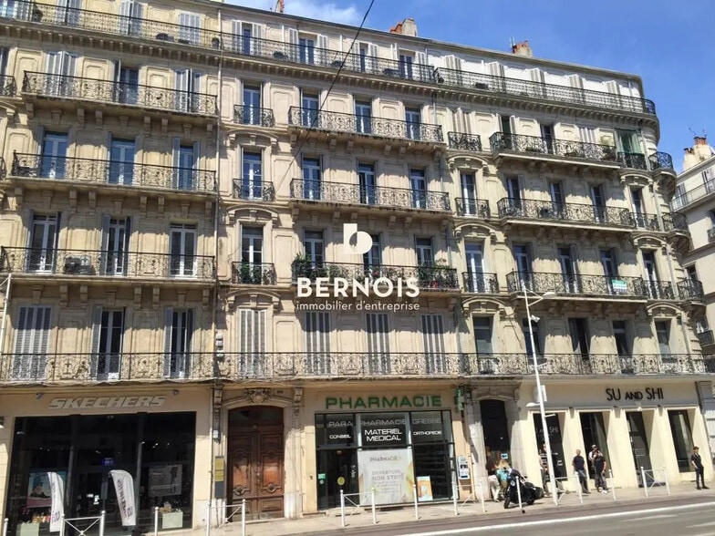 Office in Toulon for lease - Building Photo - Image 2 of 2