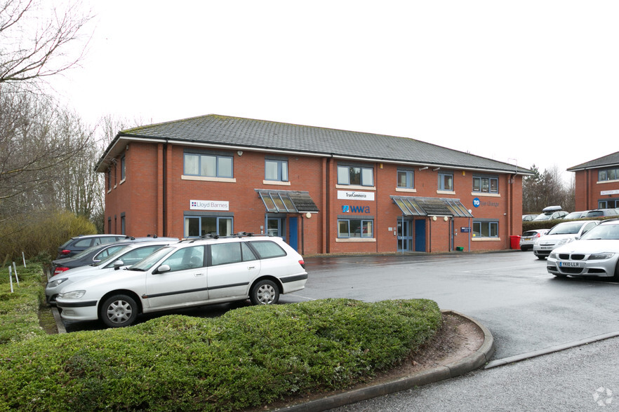 Pynes Hl, Exeter for lease - Primary Photo - Image 1 of 4