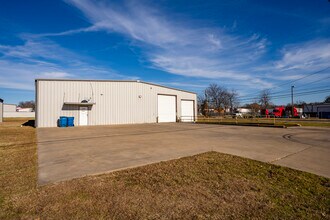 1500 Bruce Way, Seagoville, TX for lease Building Photo- Image 2 of 3