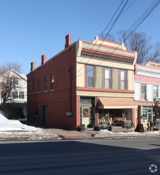 235 Partition St, Saugerties, NY for sale - Primary Photo - Image 1 of 1