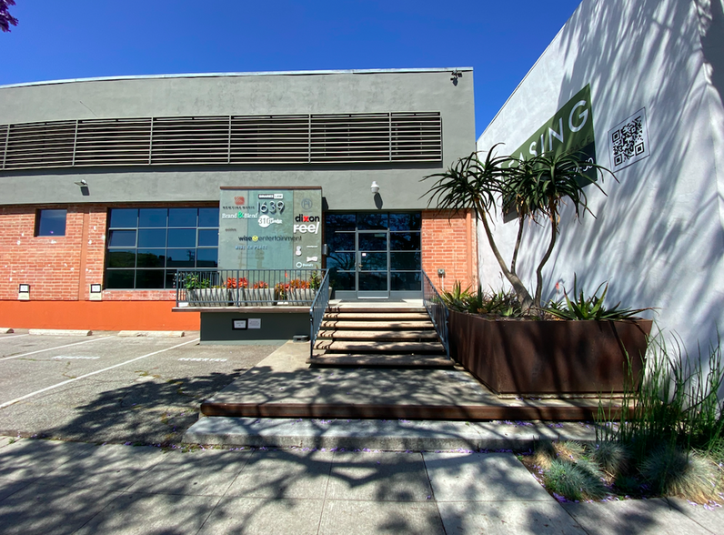 1639 11th St, Santa Monica, CA for lease - Building Photo - Image 2 of 29