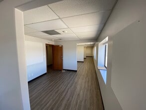 475 S Donlee Dr, St George, UT for lease Interior Photo- Image 1 of 10
