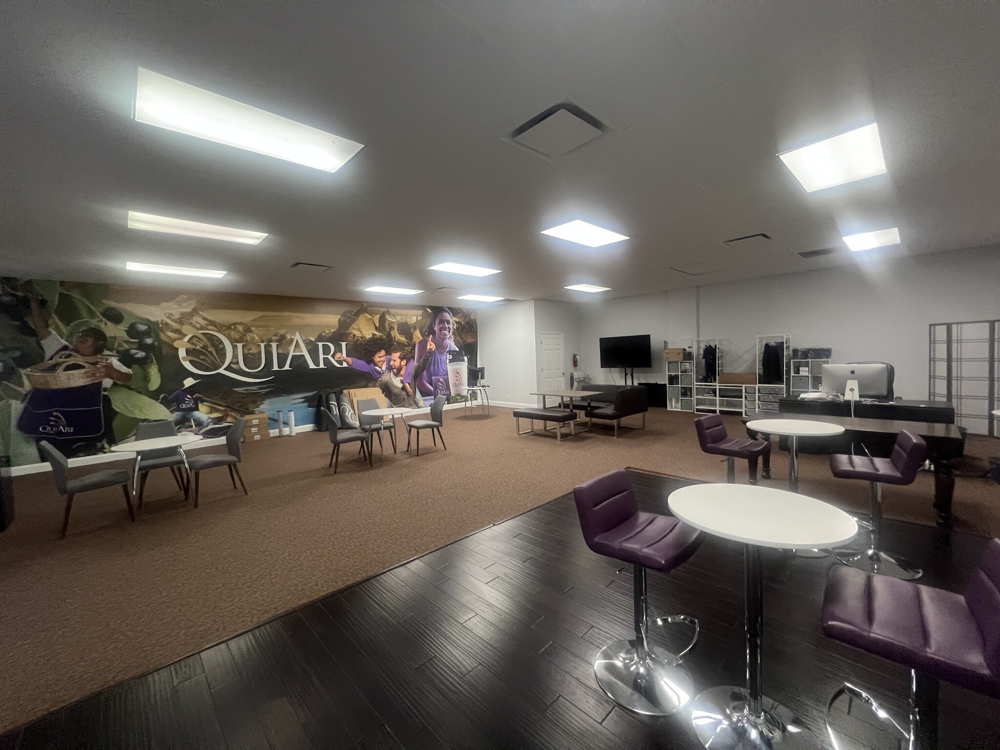1315-1321 N Kingsway Ave, Tampa, FL for lease Interior Photo- Image 1 of 5