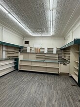 4185-4187 Hamilton Ave, Cincinnati, OH for lease Building Photo- Image 2 of 2