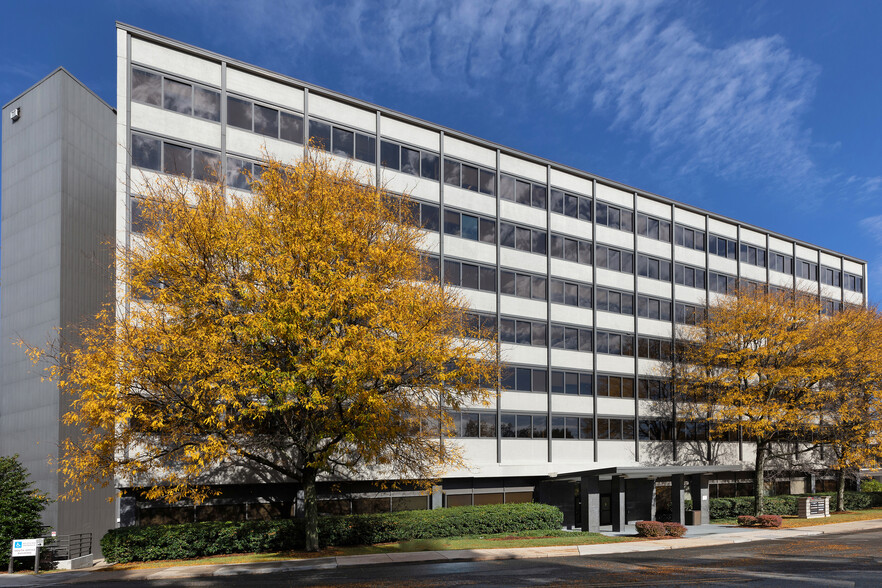 11002 Veirs Mill Rd, Wheaton, MD for lease - Building Photo - Image 1 of 7