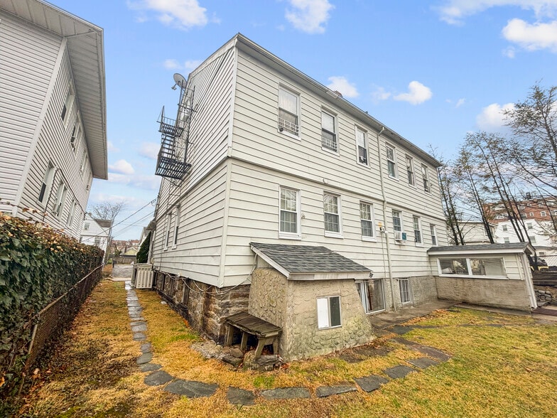 150 Franklin Ave, New Rochelle, NY for sale - Building Photo - Image 2 of 8