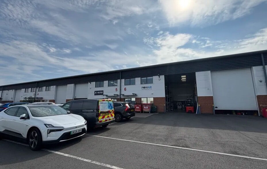 Quadrant Way, Hardwicke for lease - Building Photo - Image 1 of 1