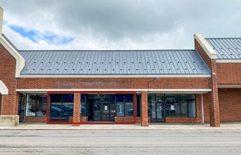 1000-1450 Park Manor Blvd, Pittsburgh, PA for lease Building Photo- Image 1 of 2