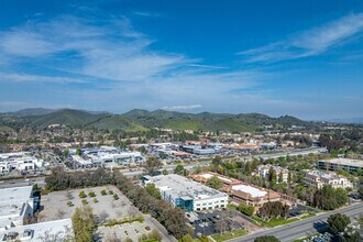 2475 Townsgate Rd, Westlake Village, CA - AERIAL map view