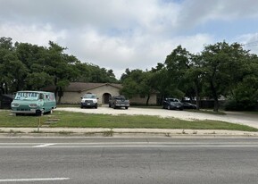 Standalone Office with Yard Space - Airplane Hangar