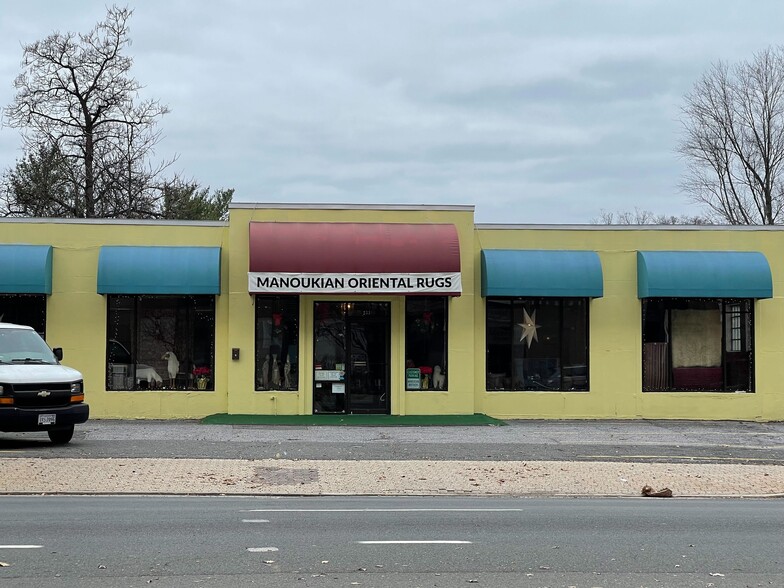 2338-2344 Columbia Pike, Arlington, VA for lease - Primary Photo - Image 3 of 5