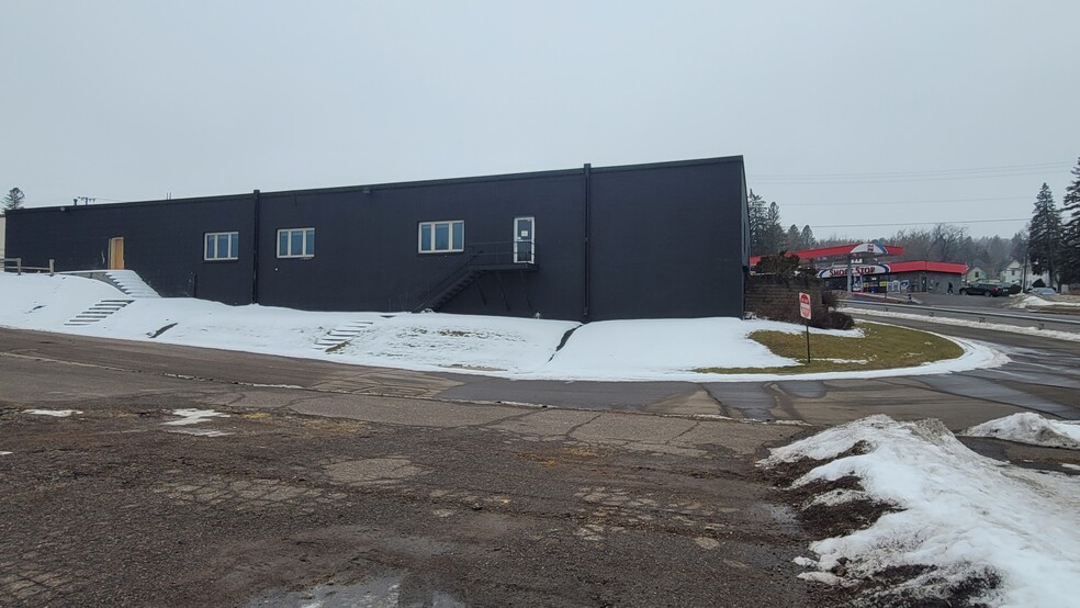 500 E 10th St, Duluth, MN for lease - Building Photo - Image 2 of 22