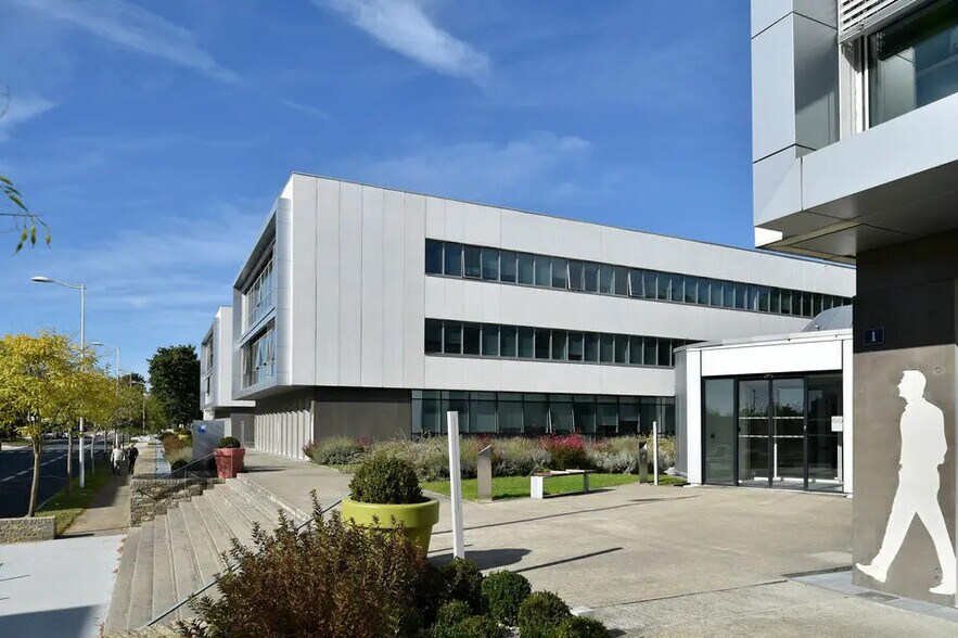 Office in Saint-Herblain for lease - Building Photo - Image 3 of 6