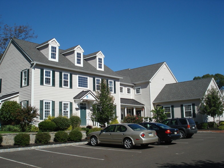 1200 Old York Rd, Warminster, PA for lease - Building Photo - Image 2 of 9