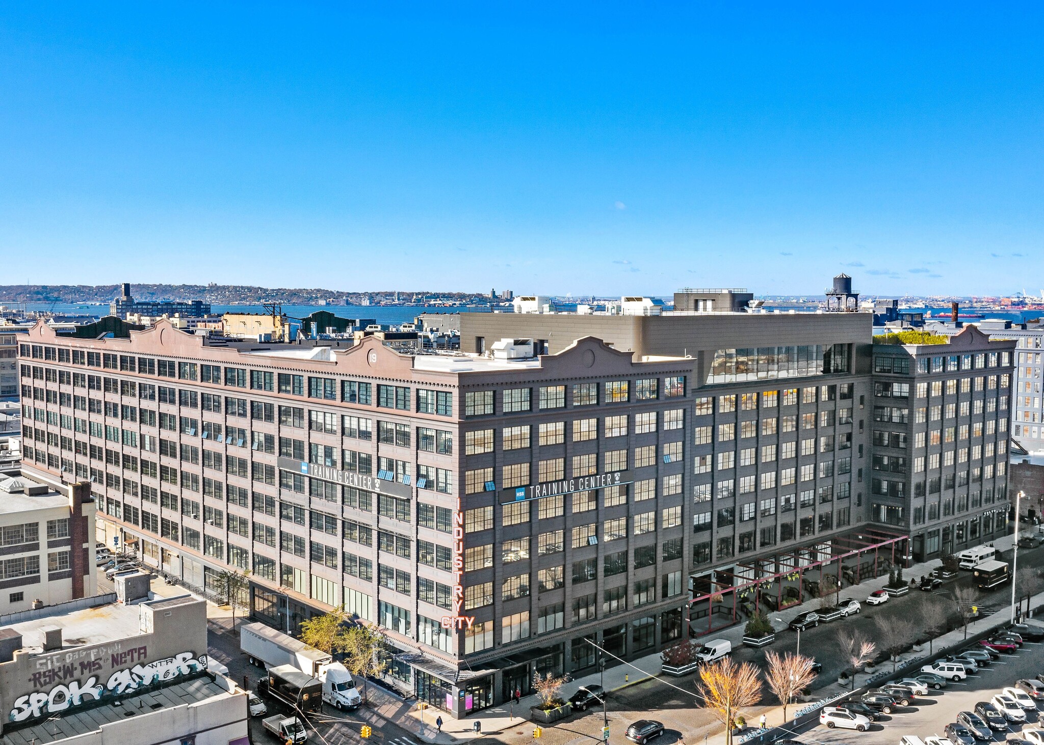 147-167 41st St, Brooklyn, NY for lease Building Photo- Image 1 of 2