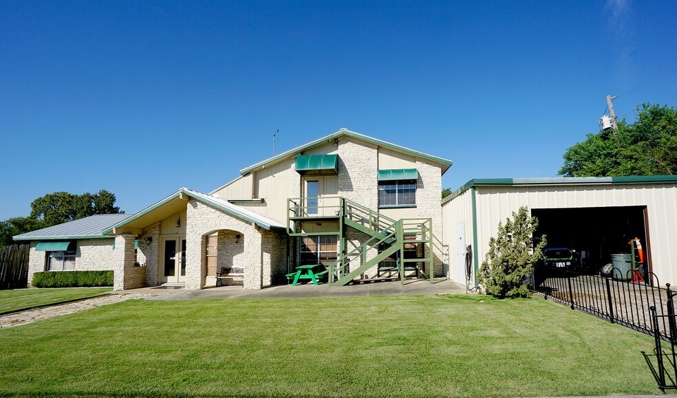 1212 Chisholm Trl, Round Rock, TX for sale - Building Photo - Image 1 of 1