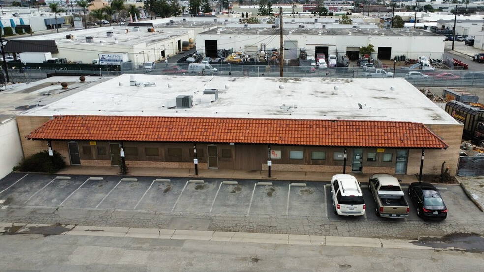 1619-1623 S Minnie St, Santa Ana, CA for sale - Aerial - Image 1 of 11