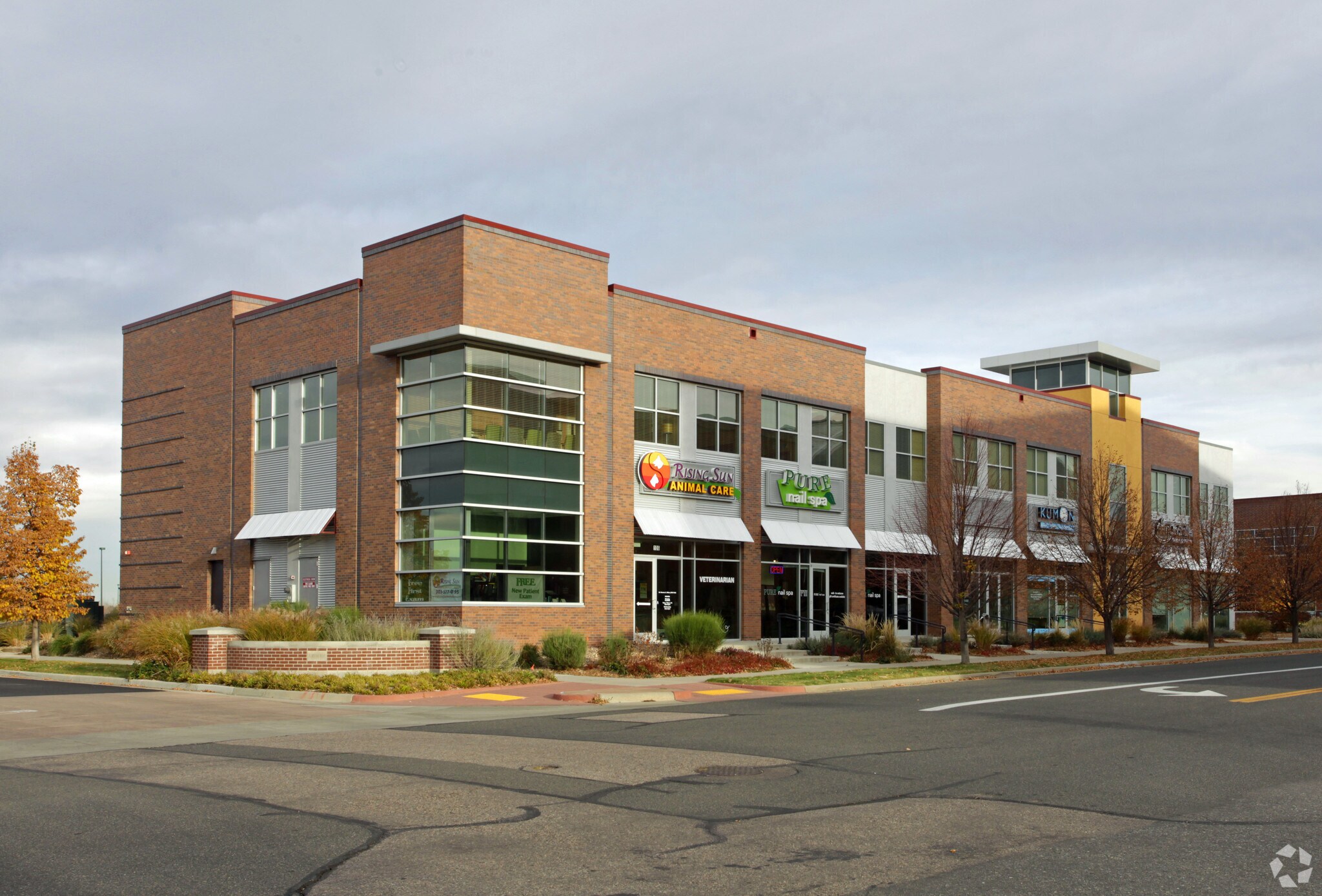 100 Spruce St, Denver, CO for lease Primary Photo- Image 1 of 9