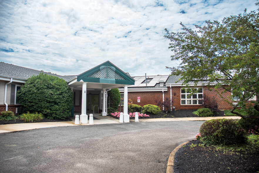 94 Stevens Rd, Toms River, NJ for lease - Building Photo - Image 1 of 15