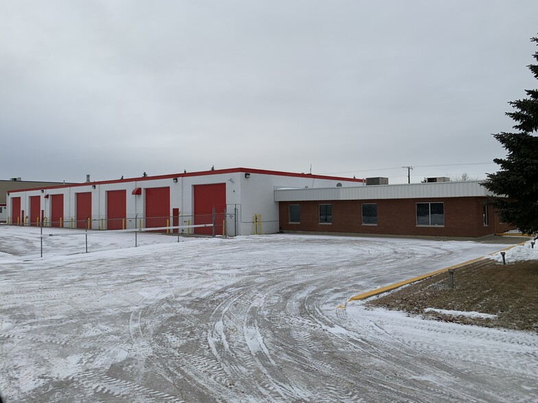 7140 67th St NW, Edmonton, AB for sale - Building Photo - Image 1 of 1