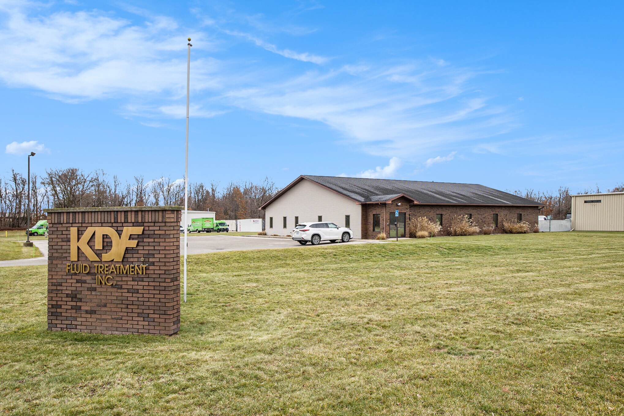 1500 Kdf Dr, Three Rivers, MI for sale Primary Photo- Image 1 of 25