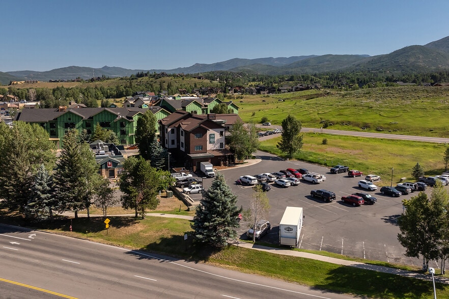 675 Snapdragon Way, Steamboat Springs, CO for lease - Building Photo - Image 2 of 41