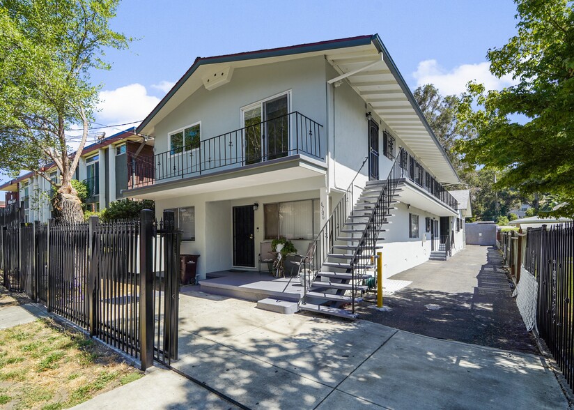 6706 MacArthur Blvd, Oakland, CA for sale - Primary Photo - Image 1 of 1