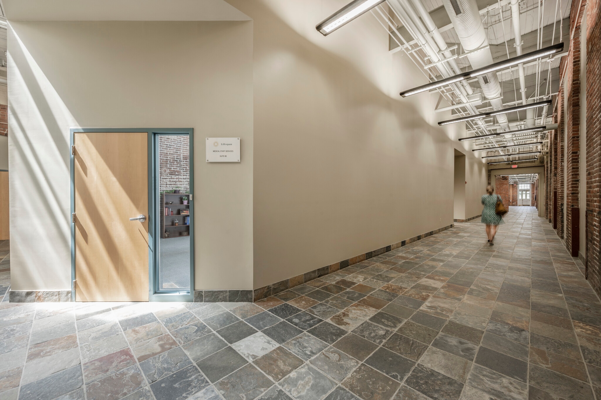 146148 W River St, Providence, RI 02904 West River Center