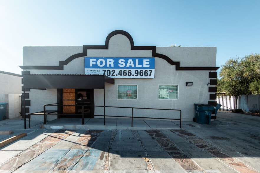 713 N Eastern Ave, Las Vegas, NV for sale - Building Photo - Image 1 of 16