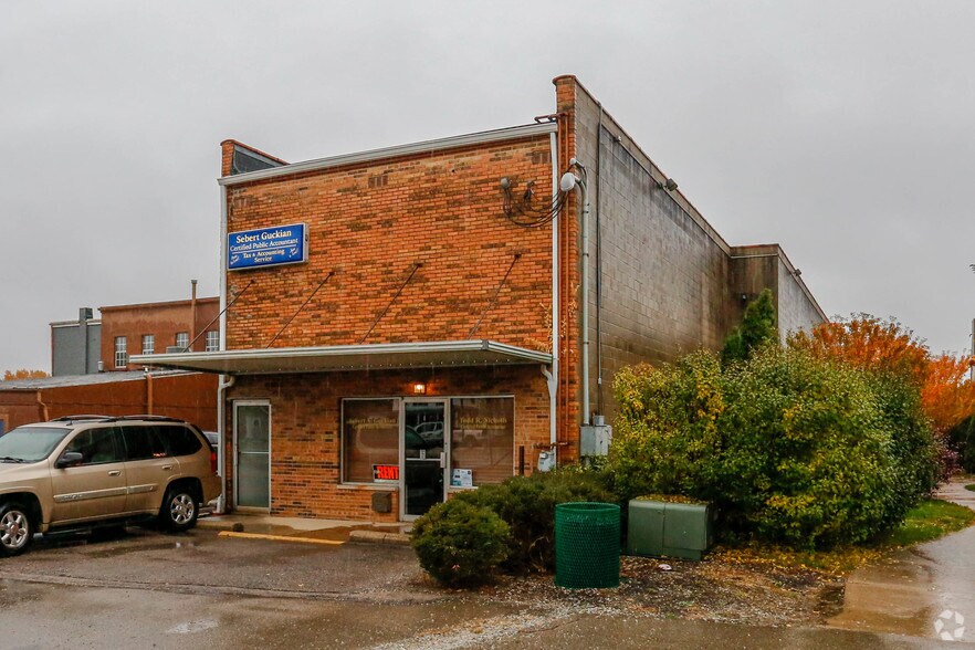 53 W Main St, Xenia, OH 45385 | LoopNet
