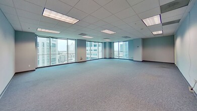 200 E Las Olas Blvd, Fort Lauderdale, FL for lease Interior Photo- Image 2 of 6