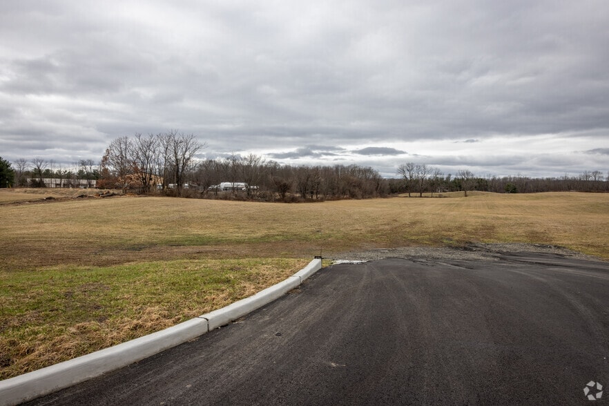 95 Route 206, Newton, NJ for lease - Building Photo - Image 1 of 2