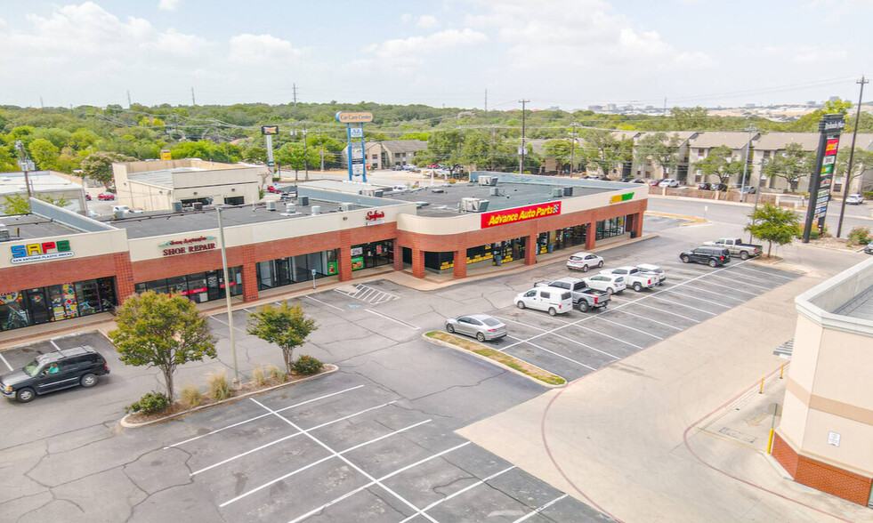 903 E Bitters Rd, San Antonio, TX for lease - Building Photo - Image 2 of 7