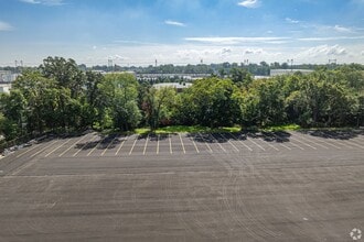 14 Home News Row, New Brunswick, NJ for lease Interior Photo- Image 2 of 3