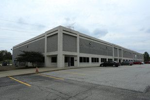 2242 Pinnacle Pky, Twinsburg OH - Warehouse