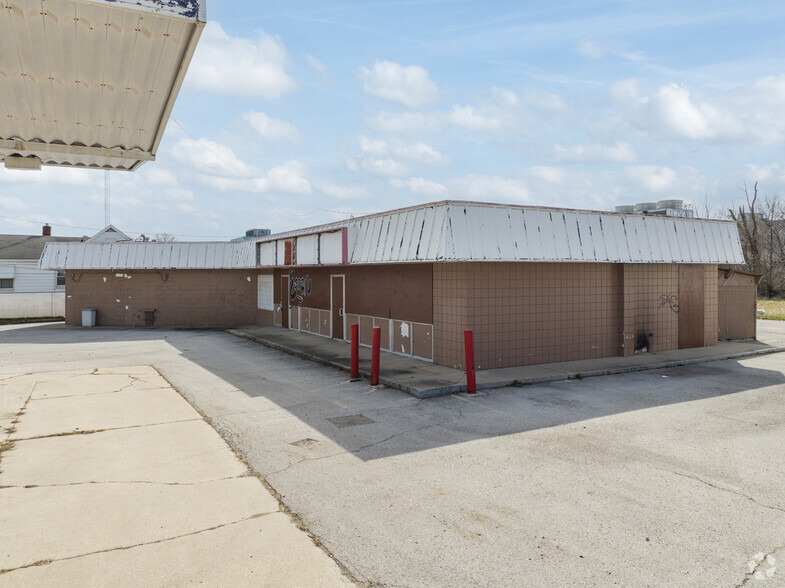 1525 W Alexis Rd, Toledo, OH for sale - Building Photo - Image 3 of 6