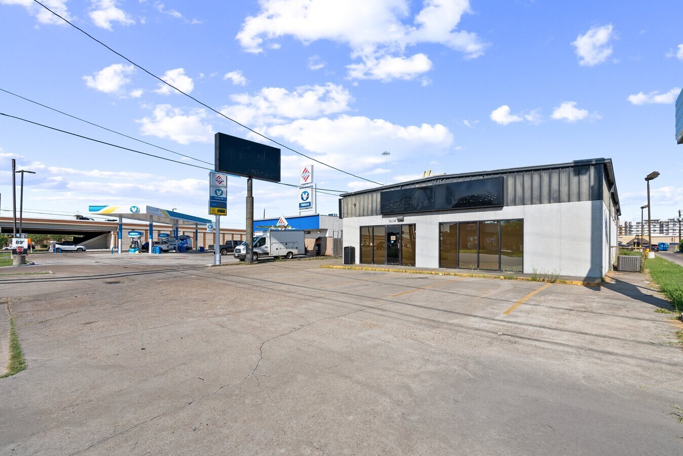 5114 Kostoryz Rd, Corpus Christi, TX 78415 Safelite AutoGlass