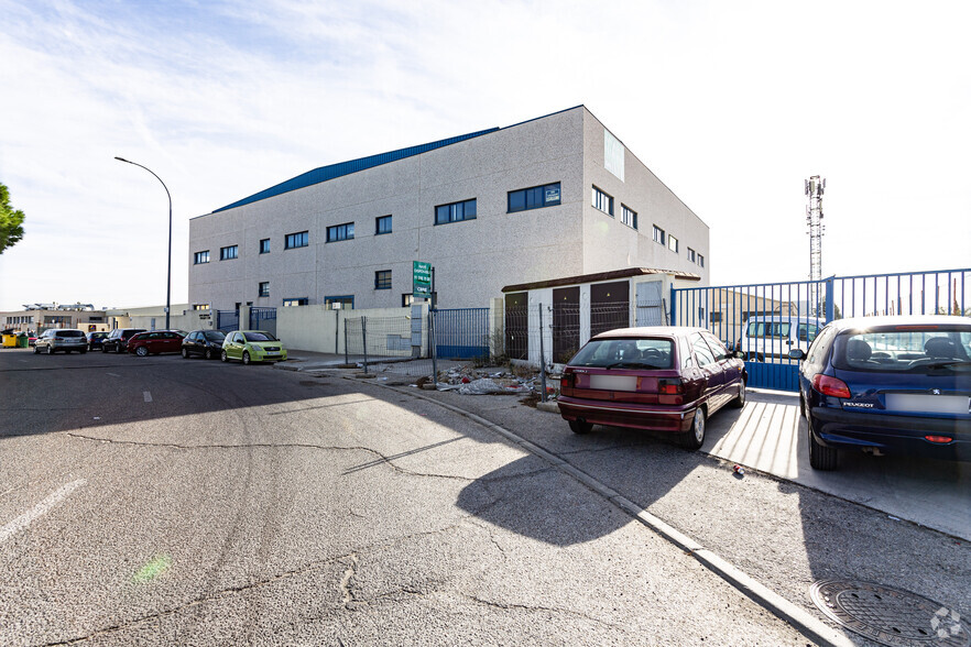 Industrial in Móstoles, MAD for sale - Primary Photo - Image 2 of 8